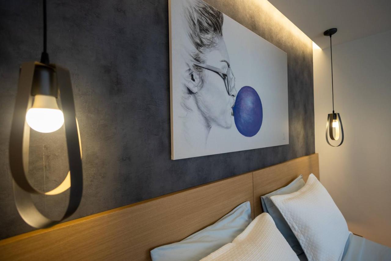 Triple A - Prime Location - Between Monastiraki & Syntagma Square-Free Parking! Athén Kültér fotó