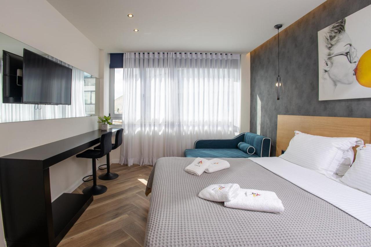 Triple A - Prime Location - Between Monastiraki & Syntagma Square-Free Parking! Athén Kültér fotó